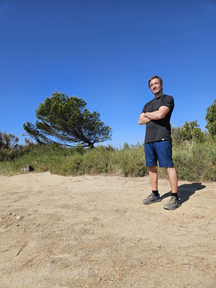 Angel auf der Landzunge zwischen Étang de Bages und Mittelmeer